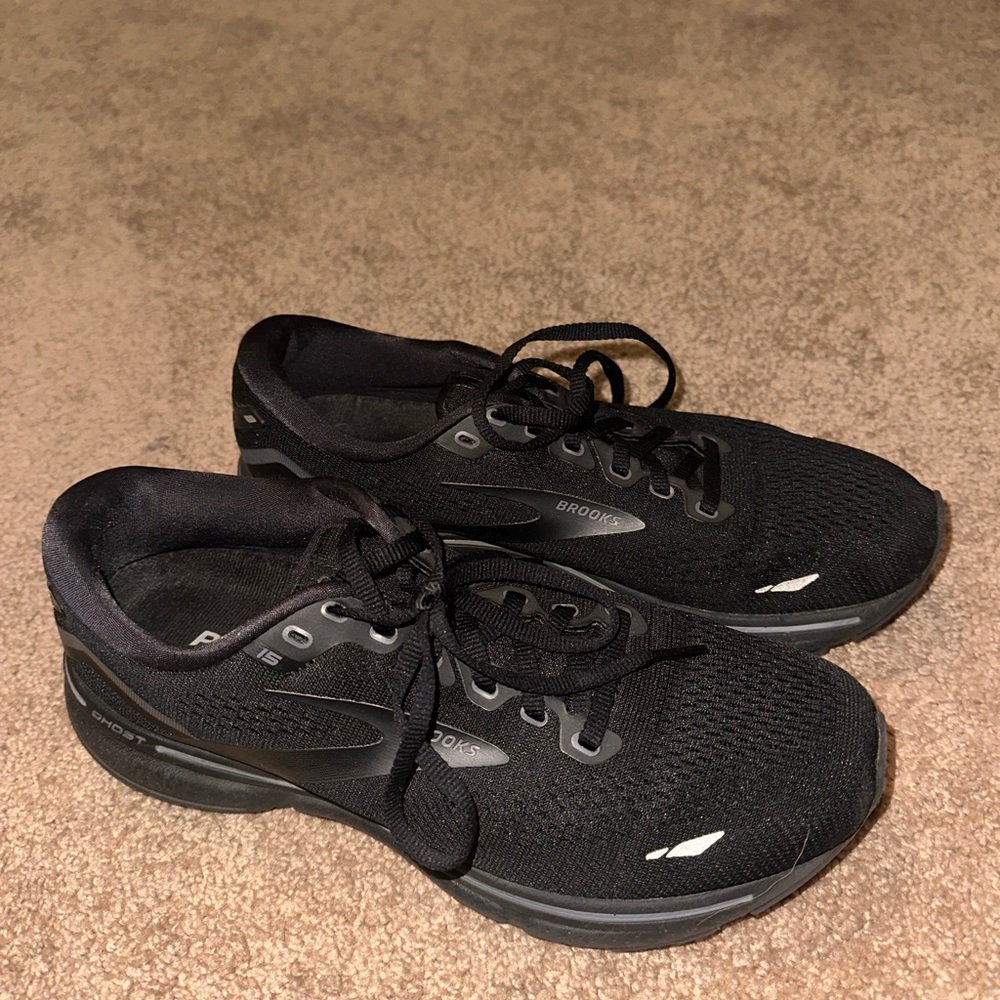 Brooks Women’s Black Athletic Shoes